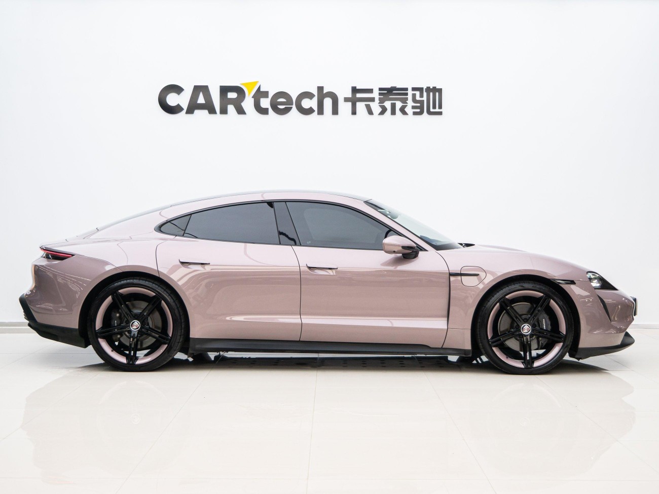 Porsche Taycan 2021