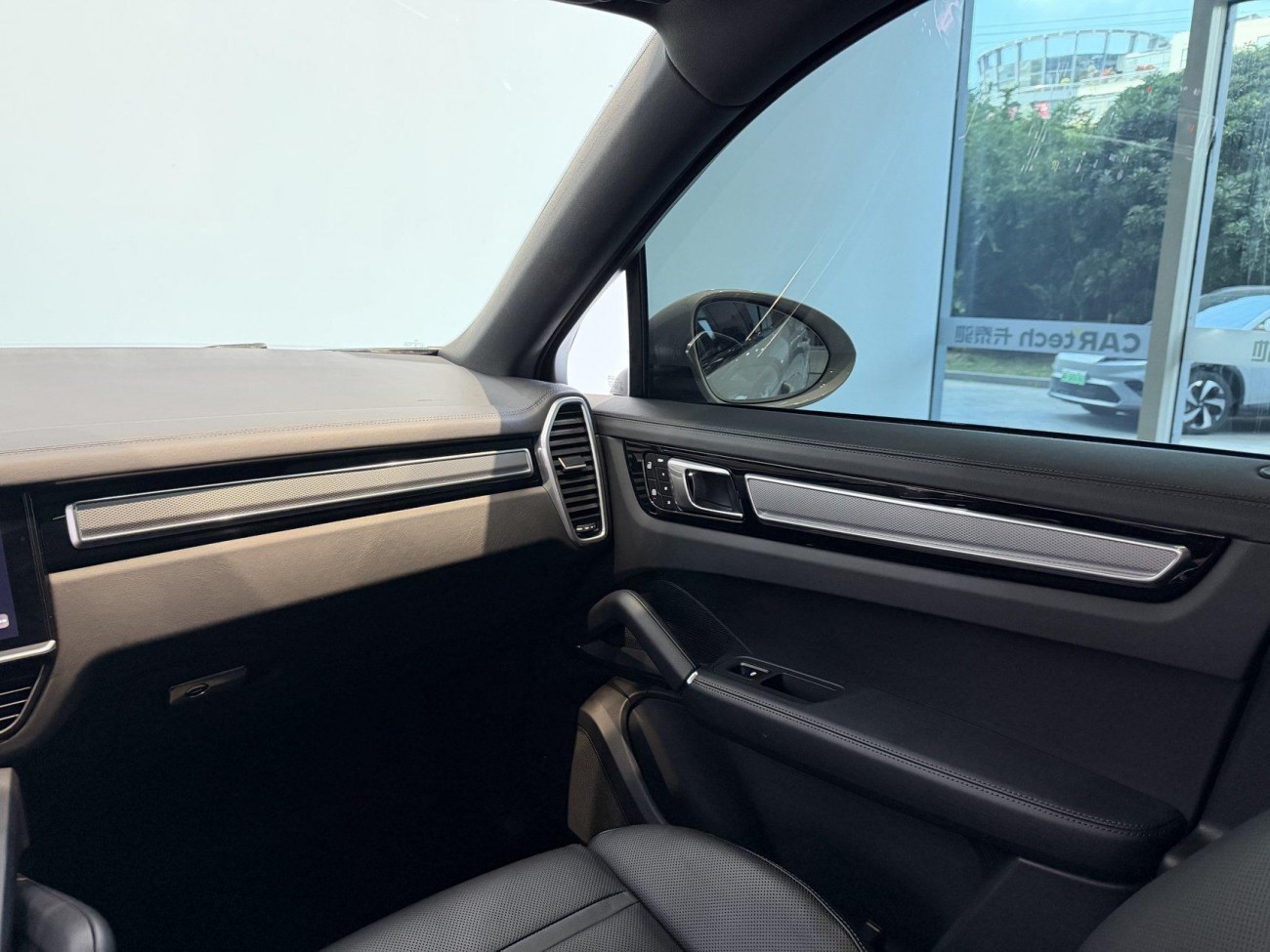 Porsche Cayenne 2023