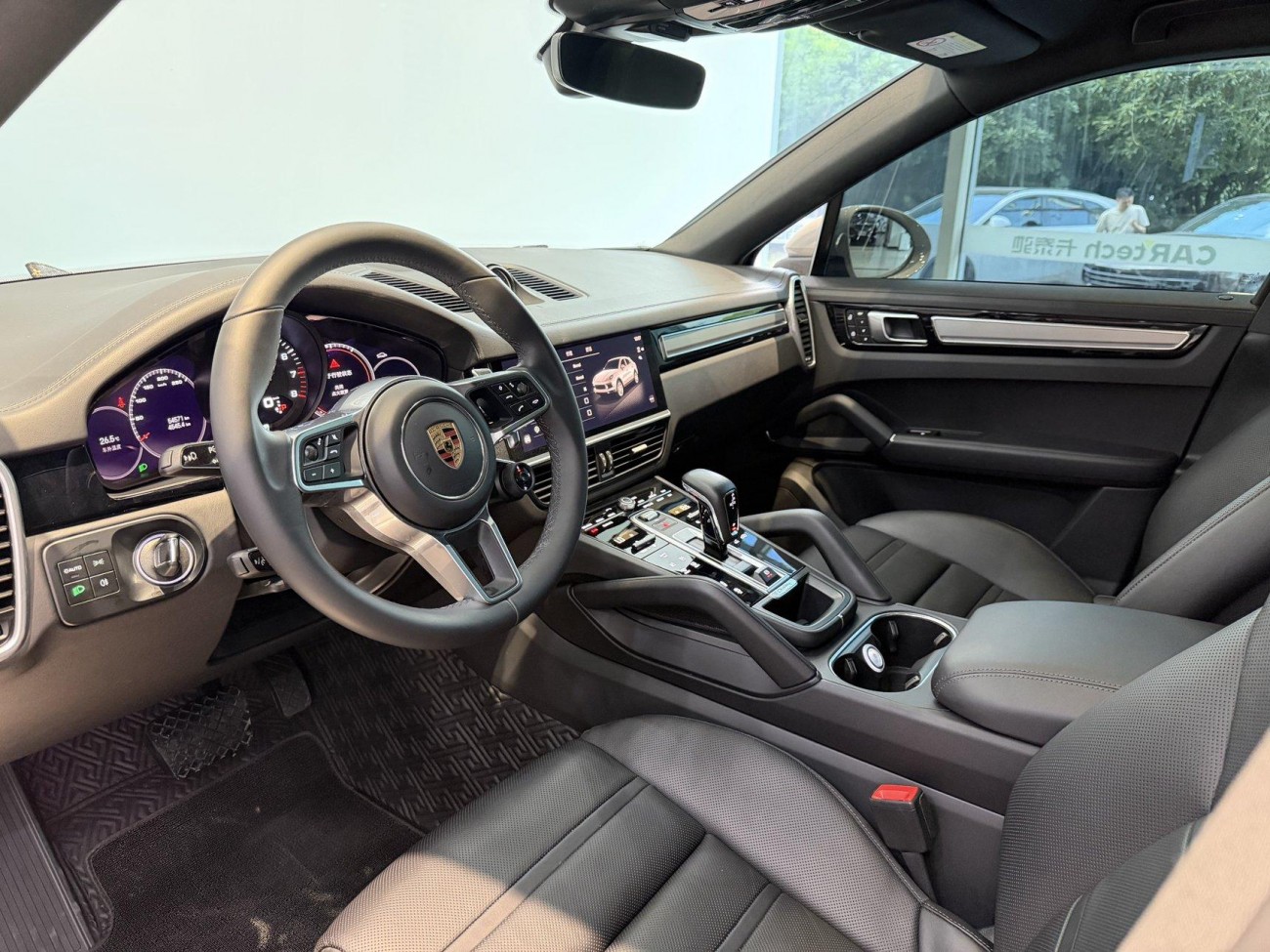 Porsche Cayenne 2023