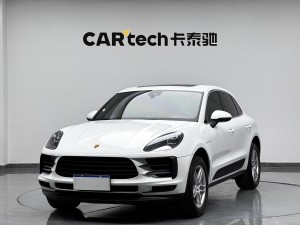 Porsche Macan 2020