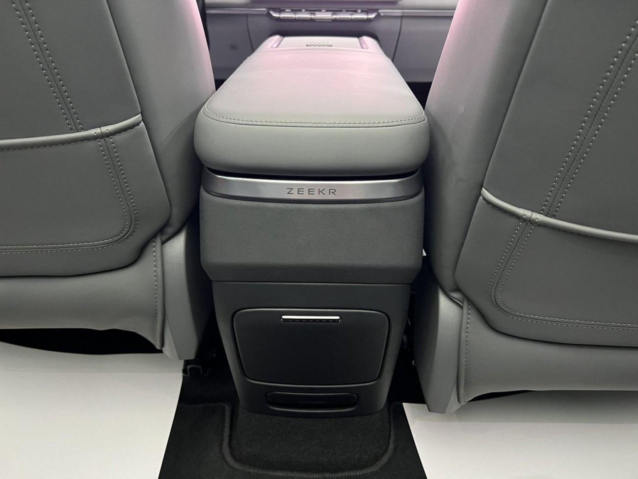Zeekr 7X 2024