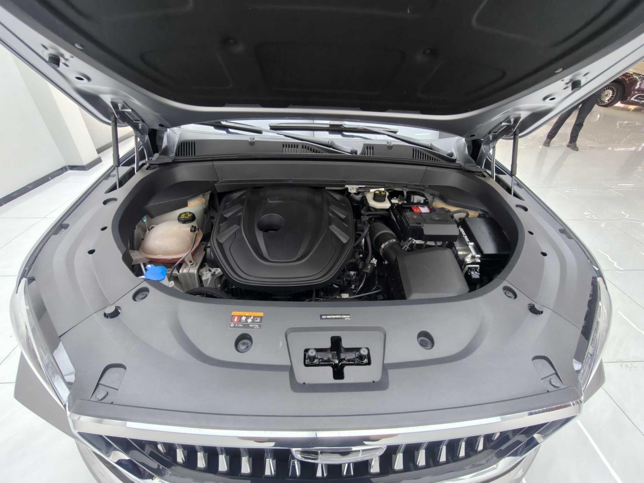 Geely Xingyue L 2024