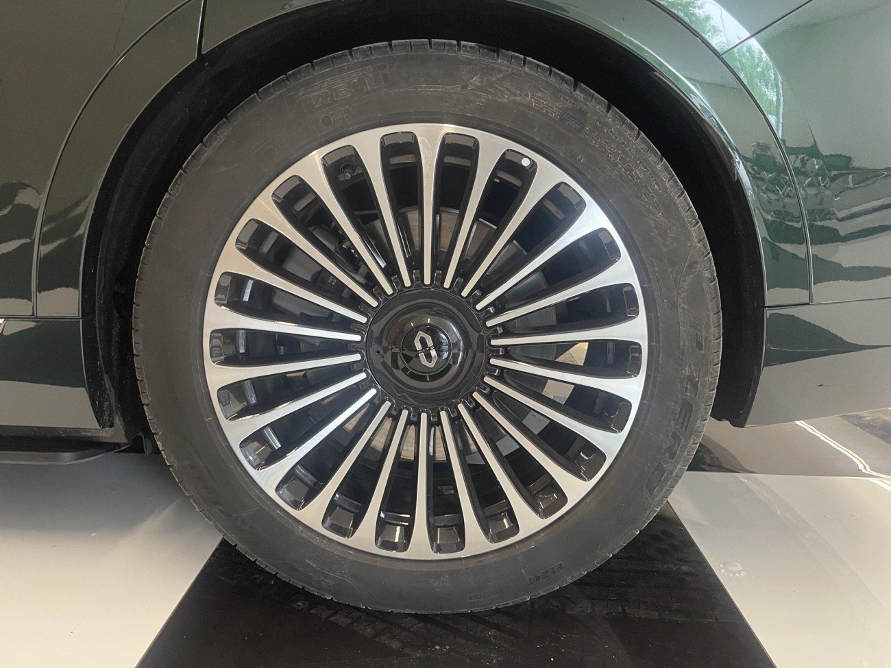 AITO M9 2025