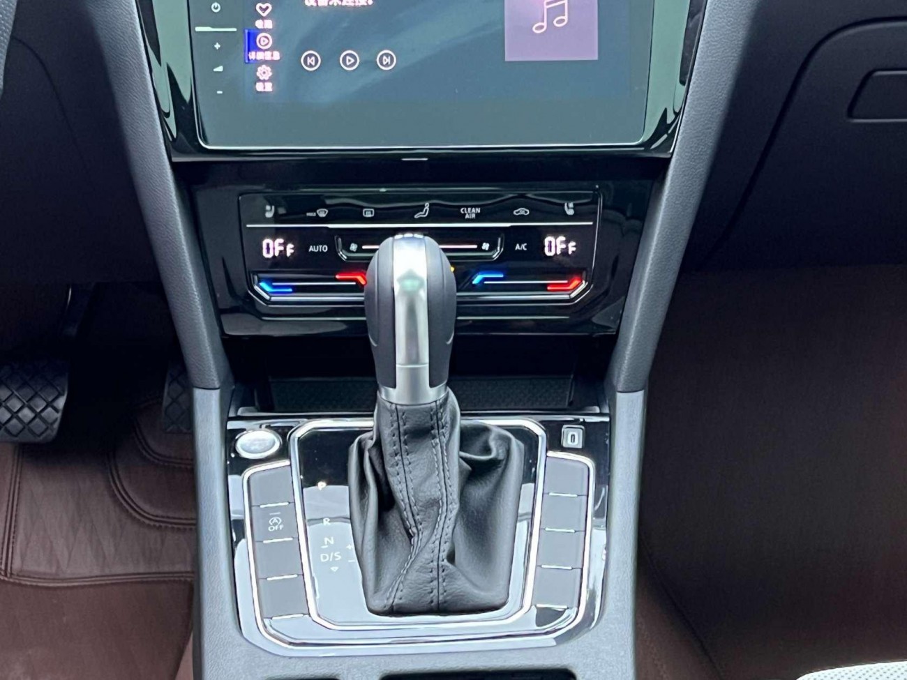 Volkswagen Magotan 2025