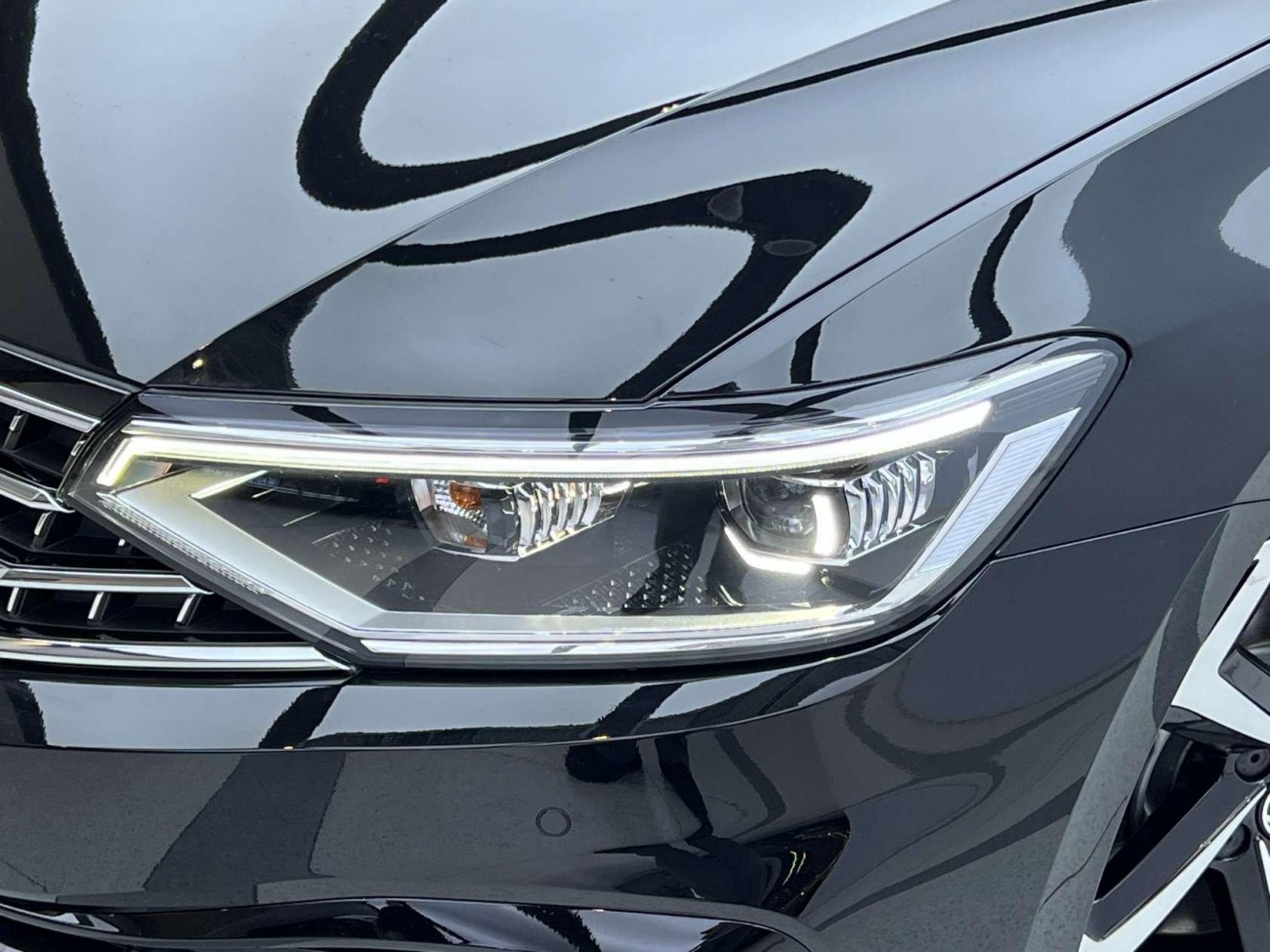 Volkswagen Magotan 2025