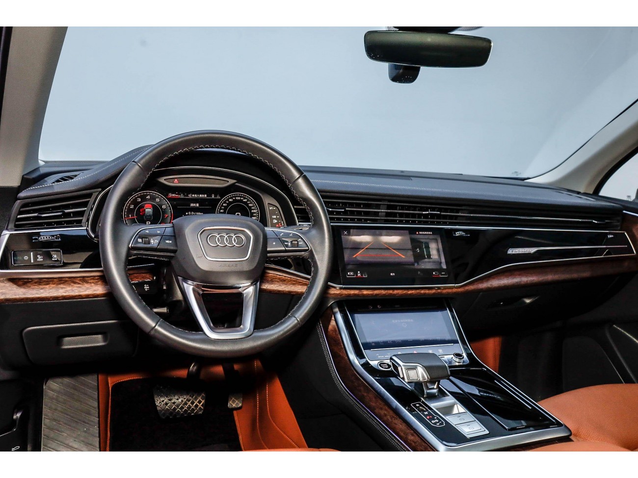 Audi Q7 45 TFSI 2023