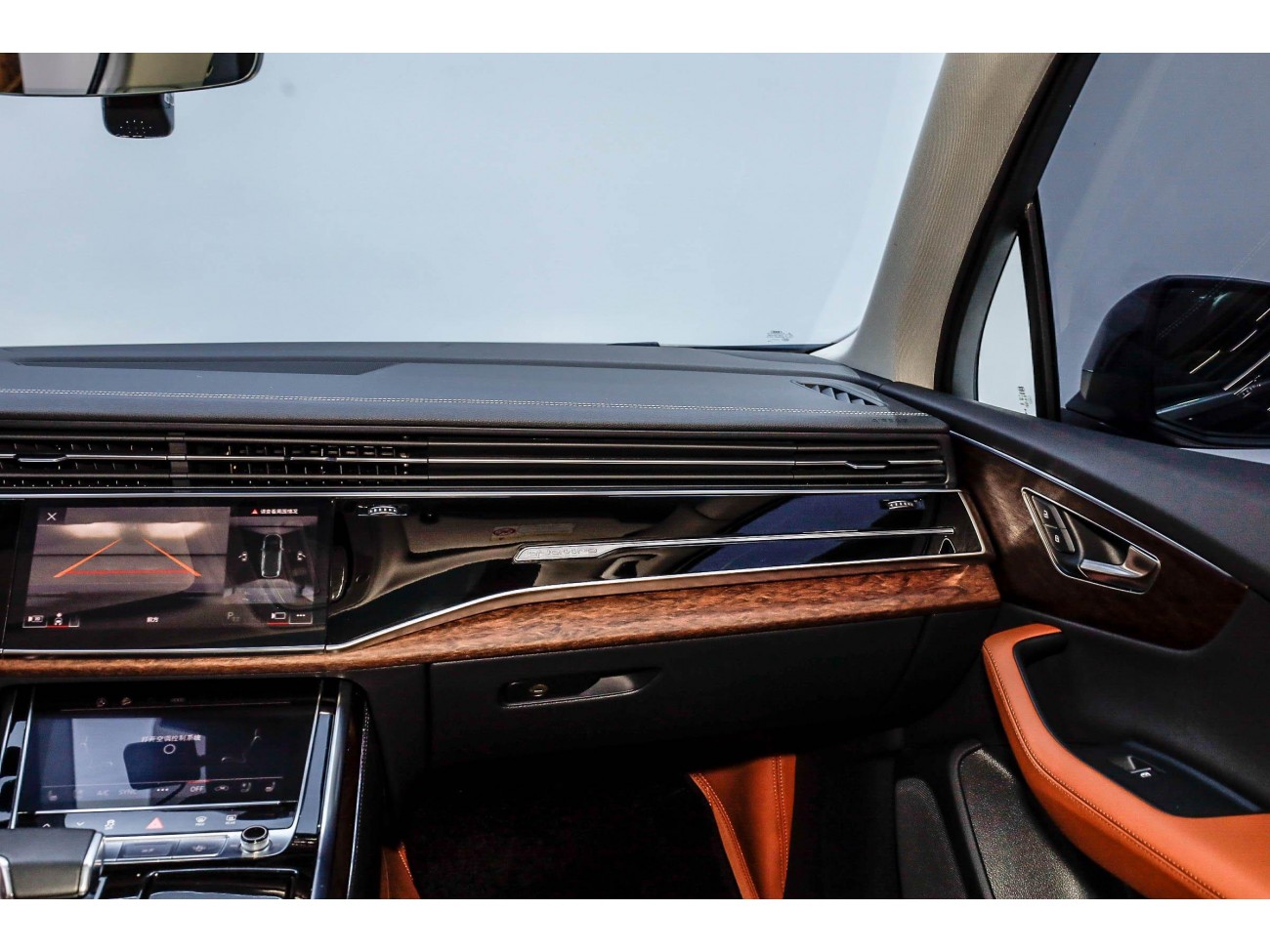 Audi Q7 45 TFSI 2023