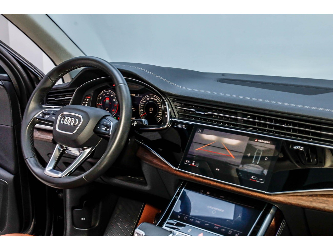 Audi Q7 45 TFSI 2023