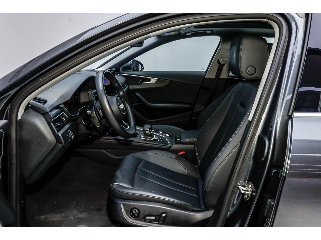 Audi A4L 40 TFSI 2023
