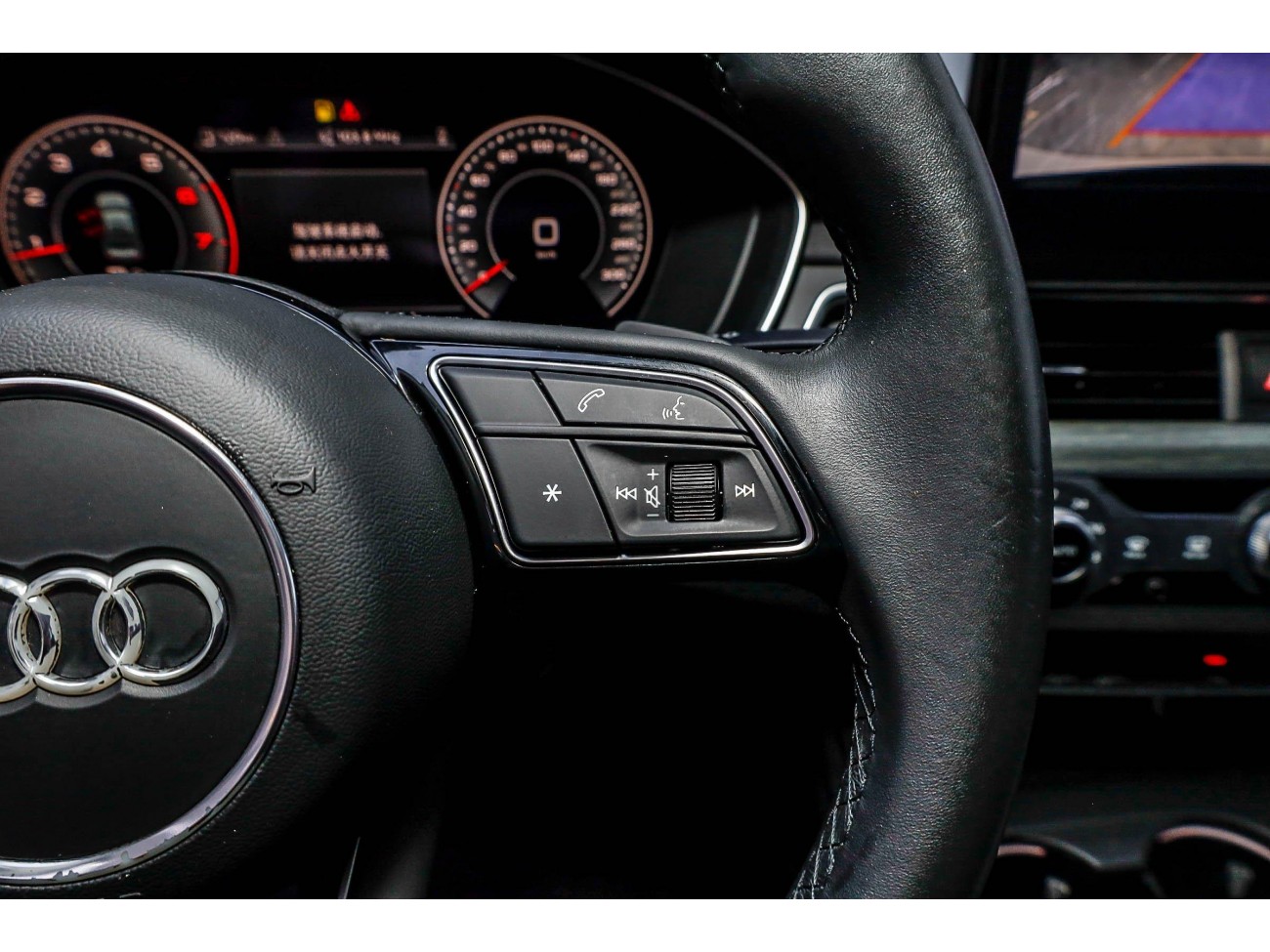 Audi A4L 40 TFSI 2023