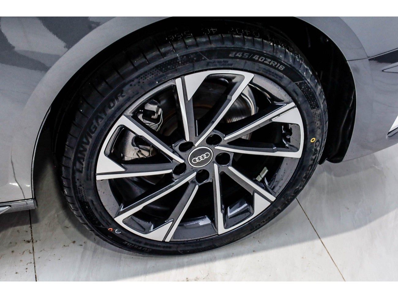 Audi A4L 40 TFSI 2023