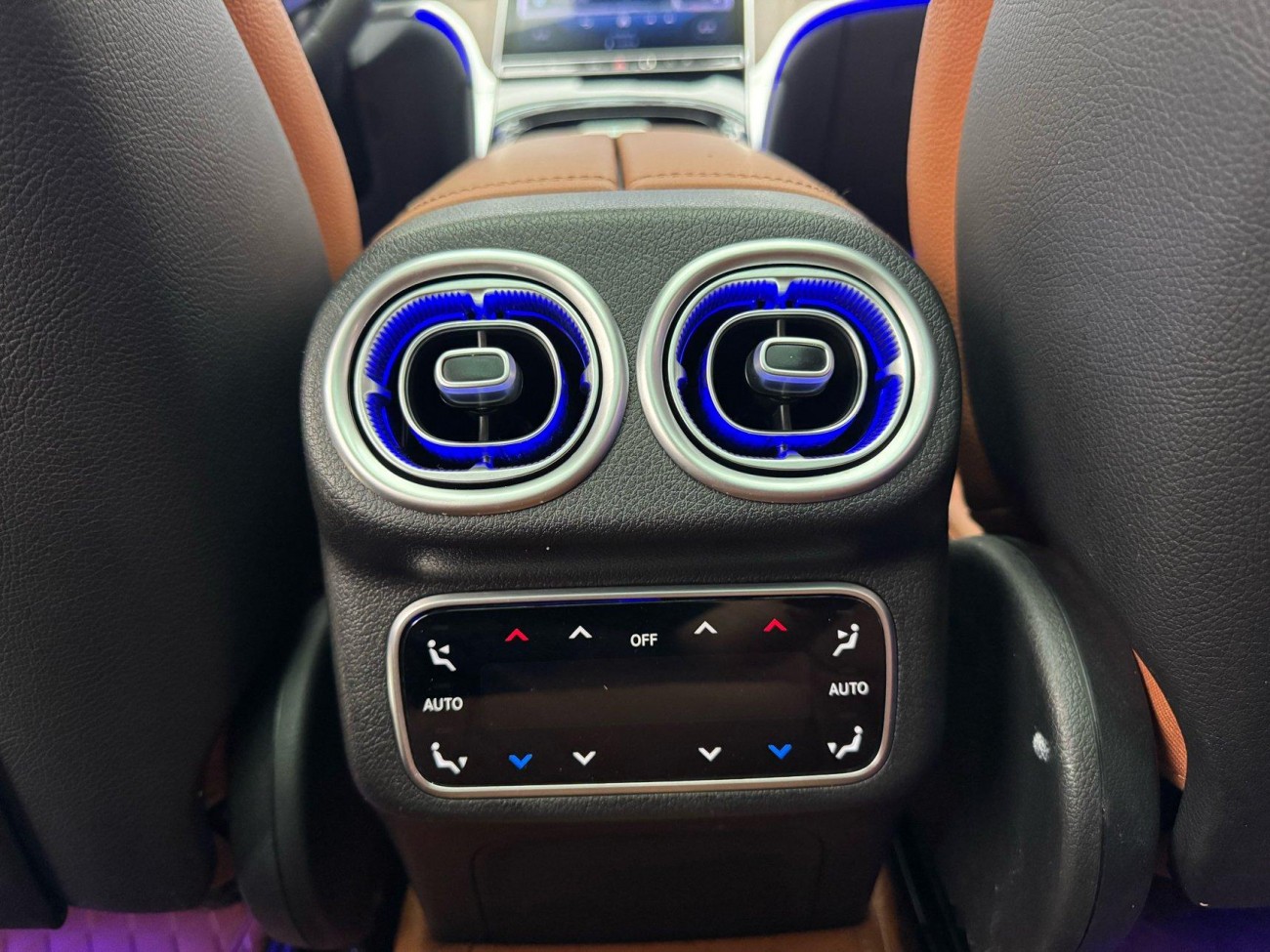 Mercedes-Benz GLC 300 L 2023