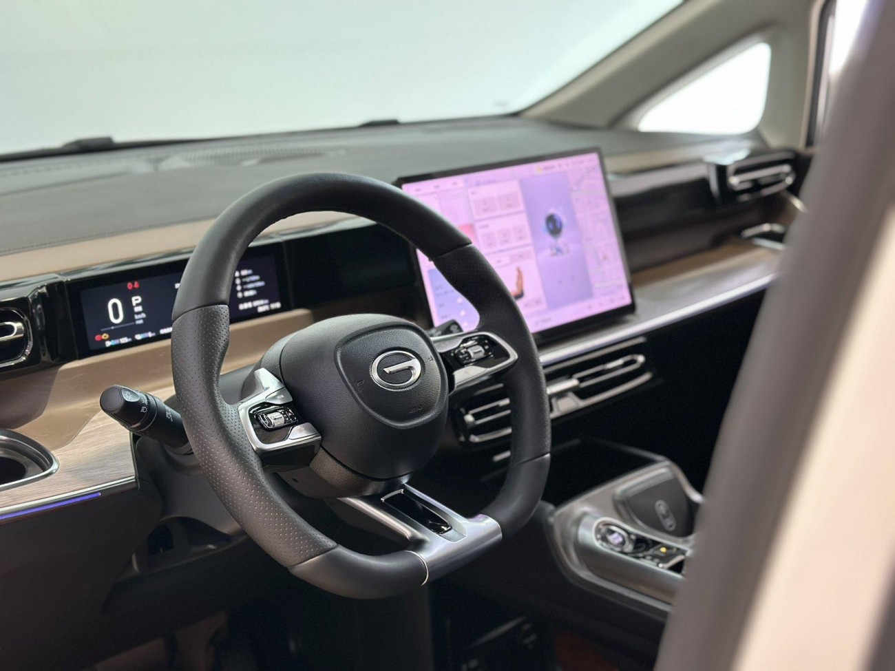 Trumpchi E8 2024