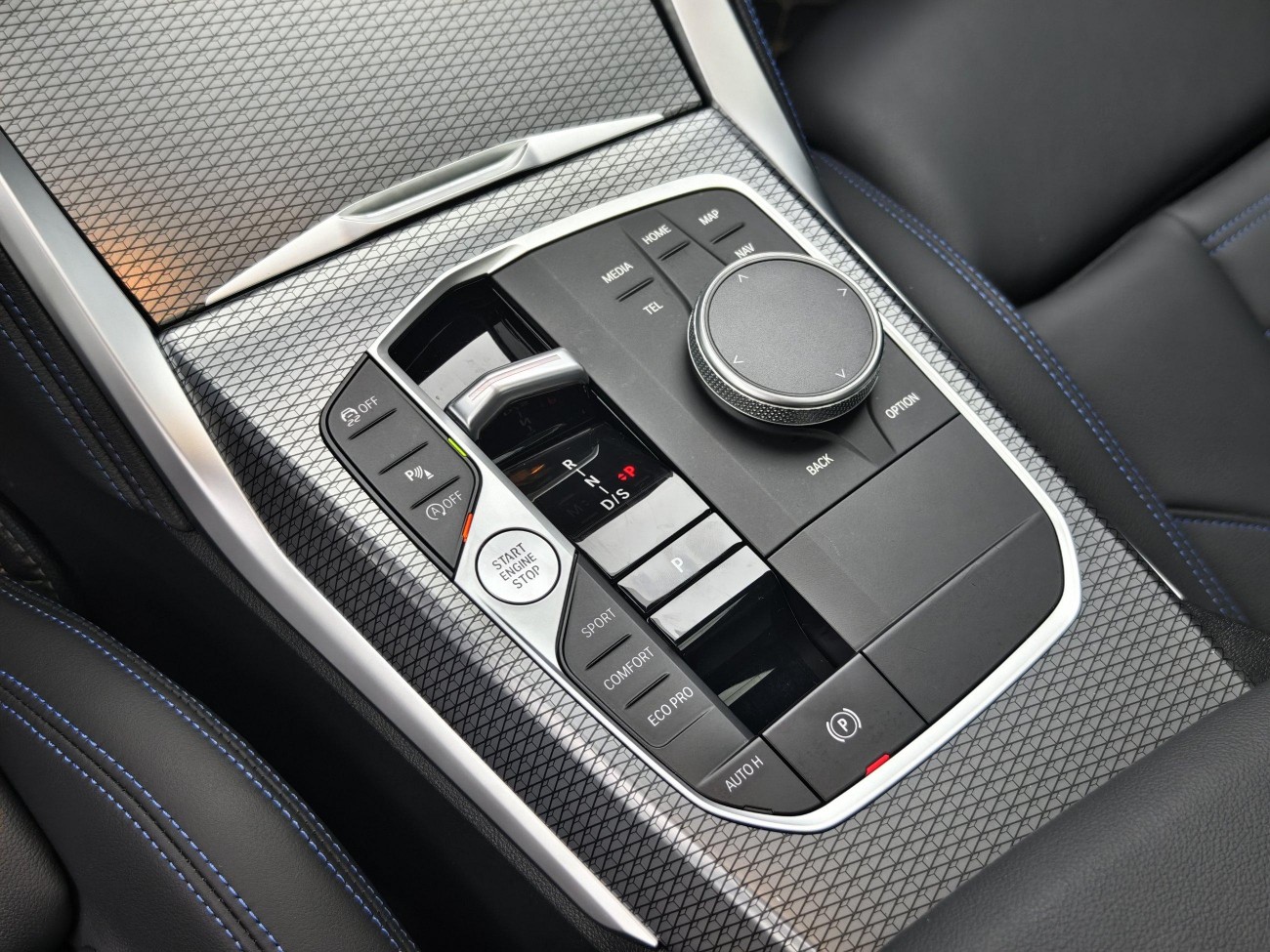 BMW 240i 2023