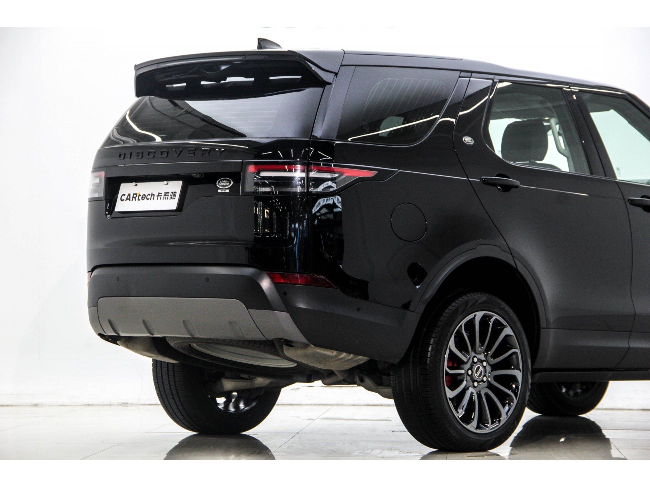 Land Rover Discovery 2021