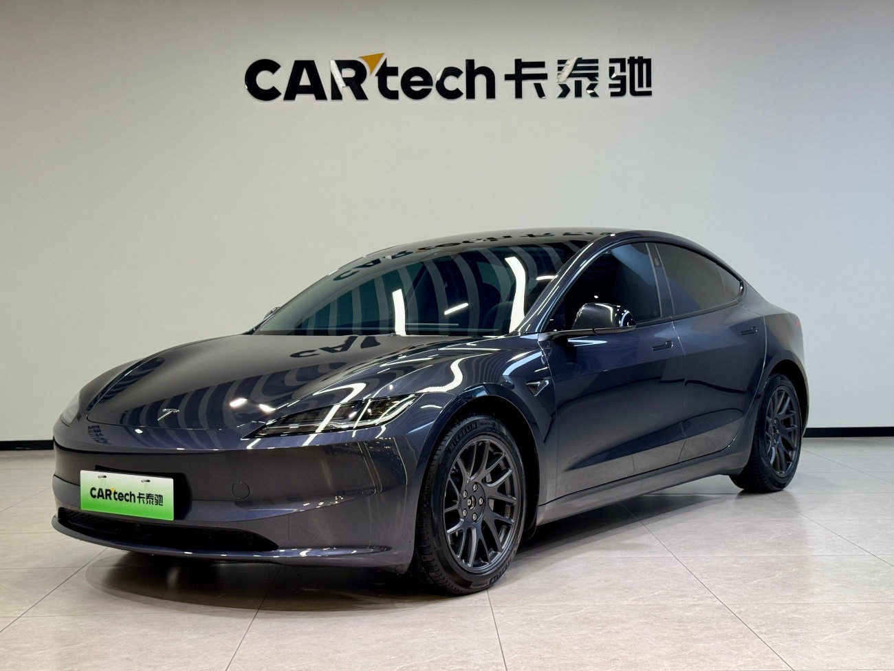 Tesla Model 3 2024