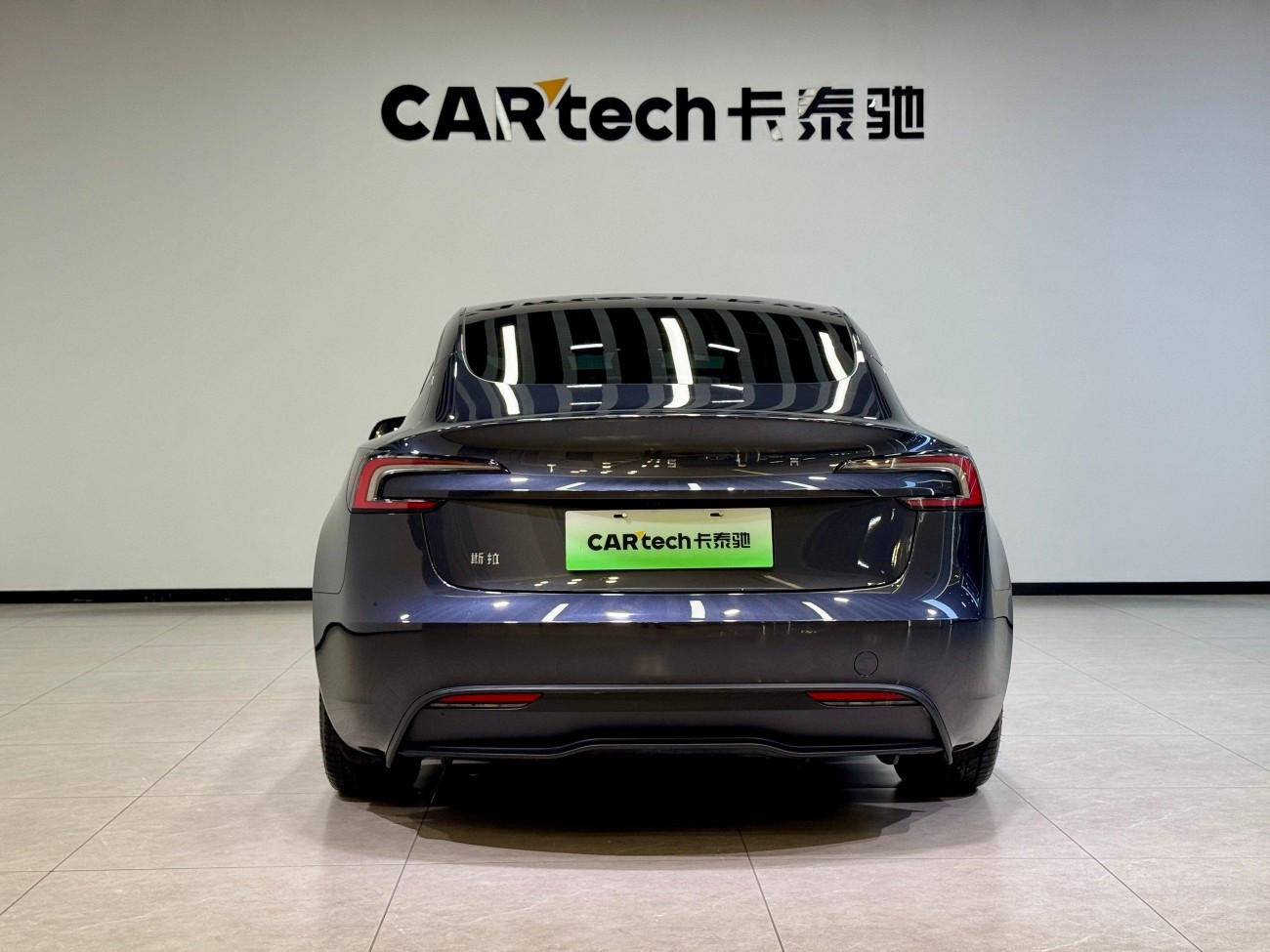 Tesla Model 3 2024