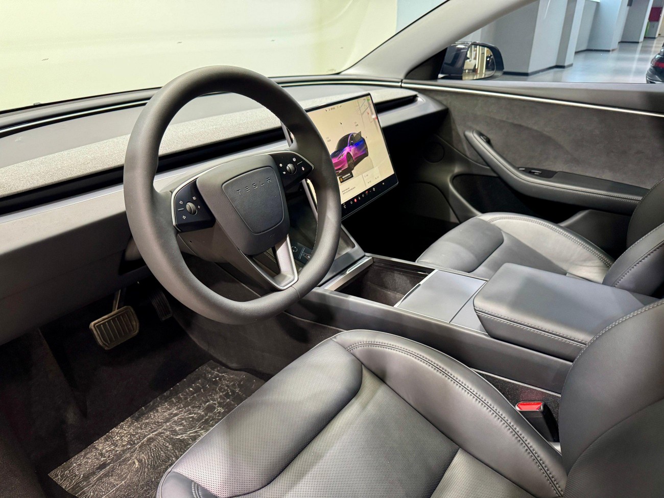 Tesla Model 3 2024