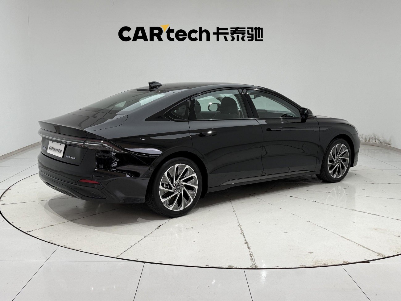 Lincoln Z 2025