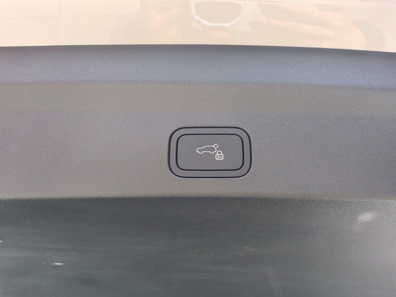 Li Auto L6 2025