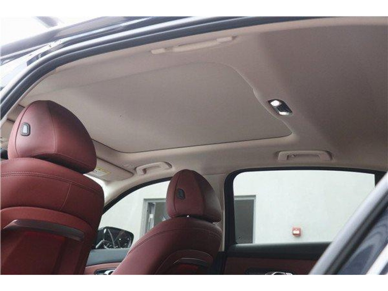BMW 330Li 2025