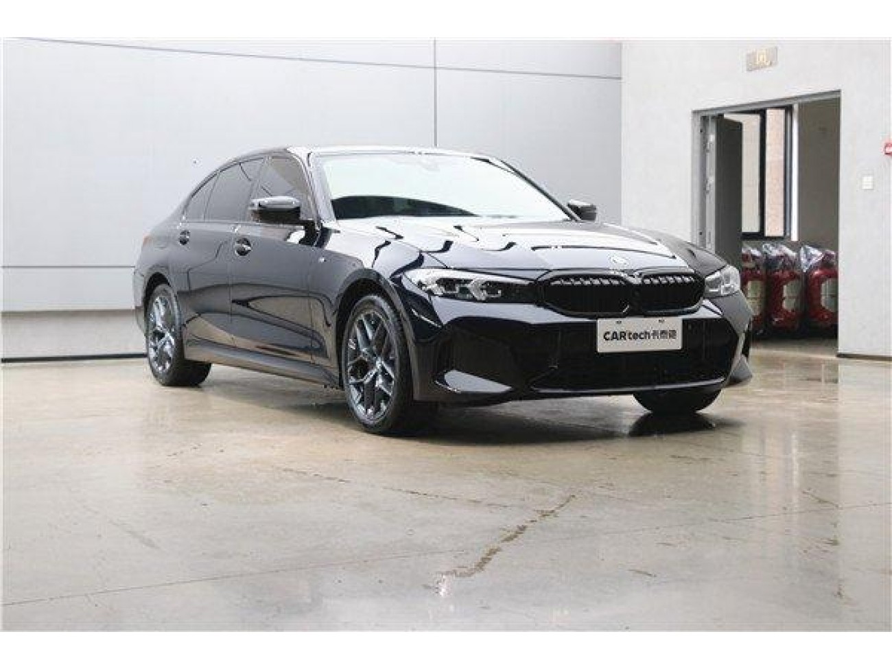 BMW 330Li 2025