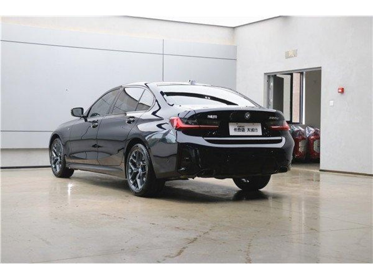 BMW 330Li 2025