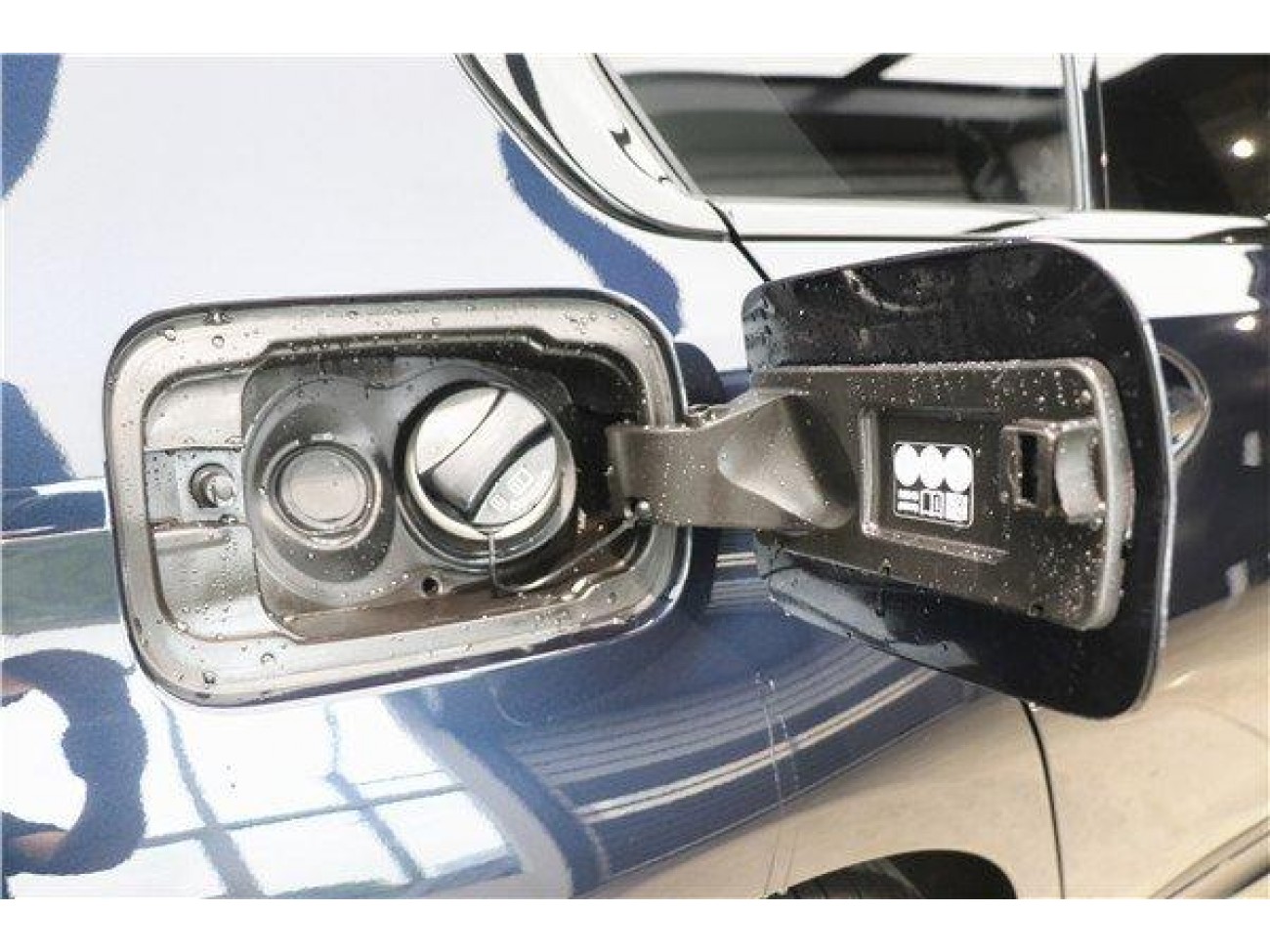 BMW 330Li 2025