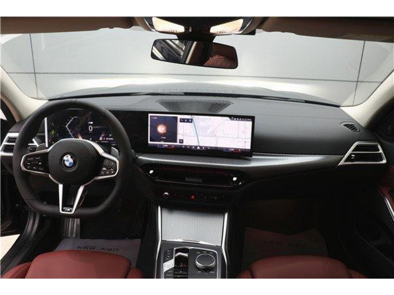 BMW 330Li 2025