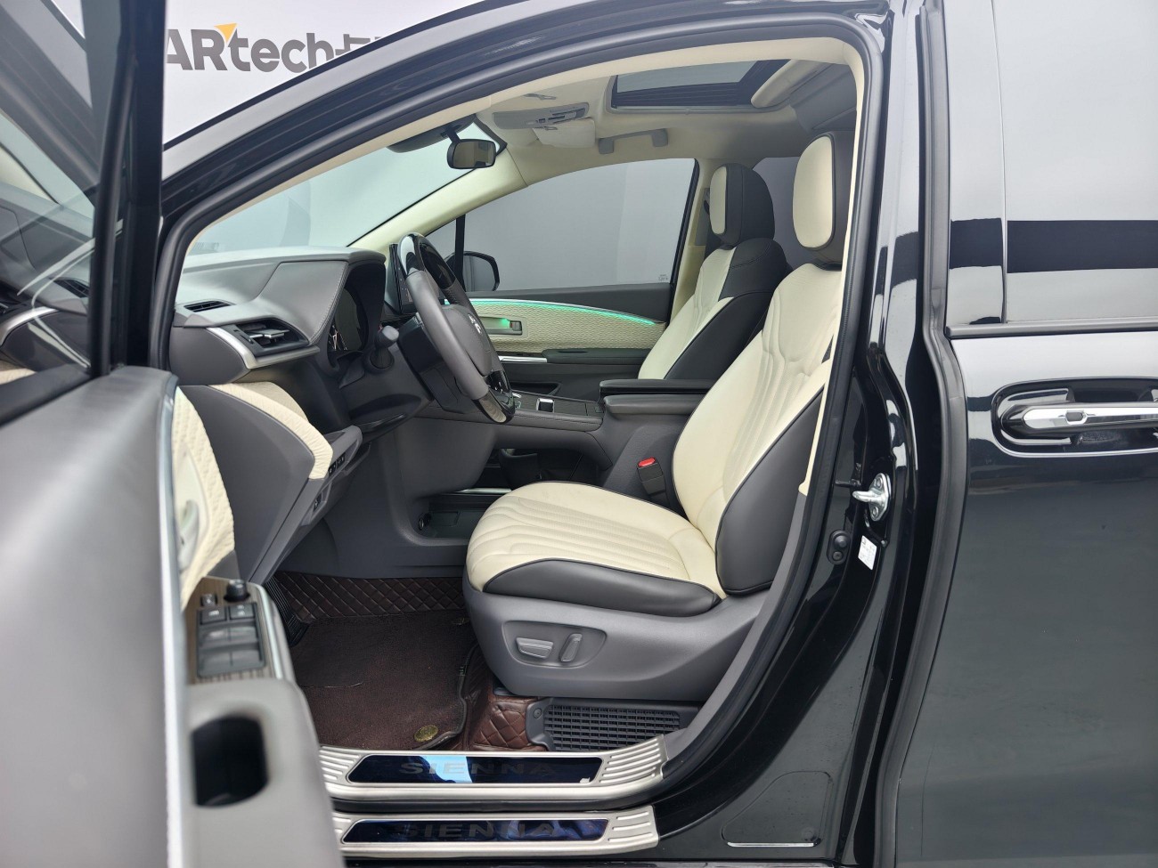 Toyota Sienna 2023