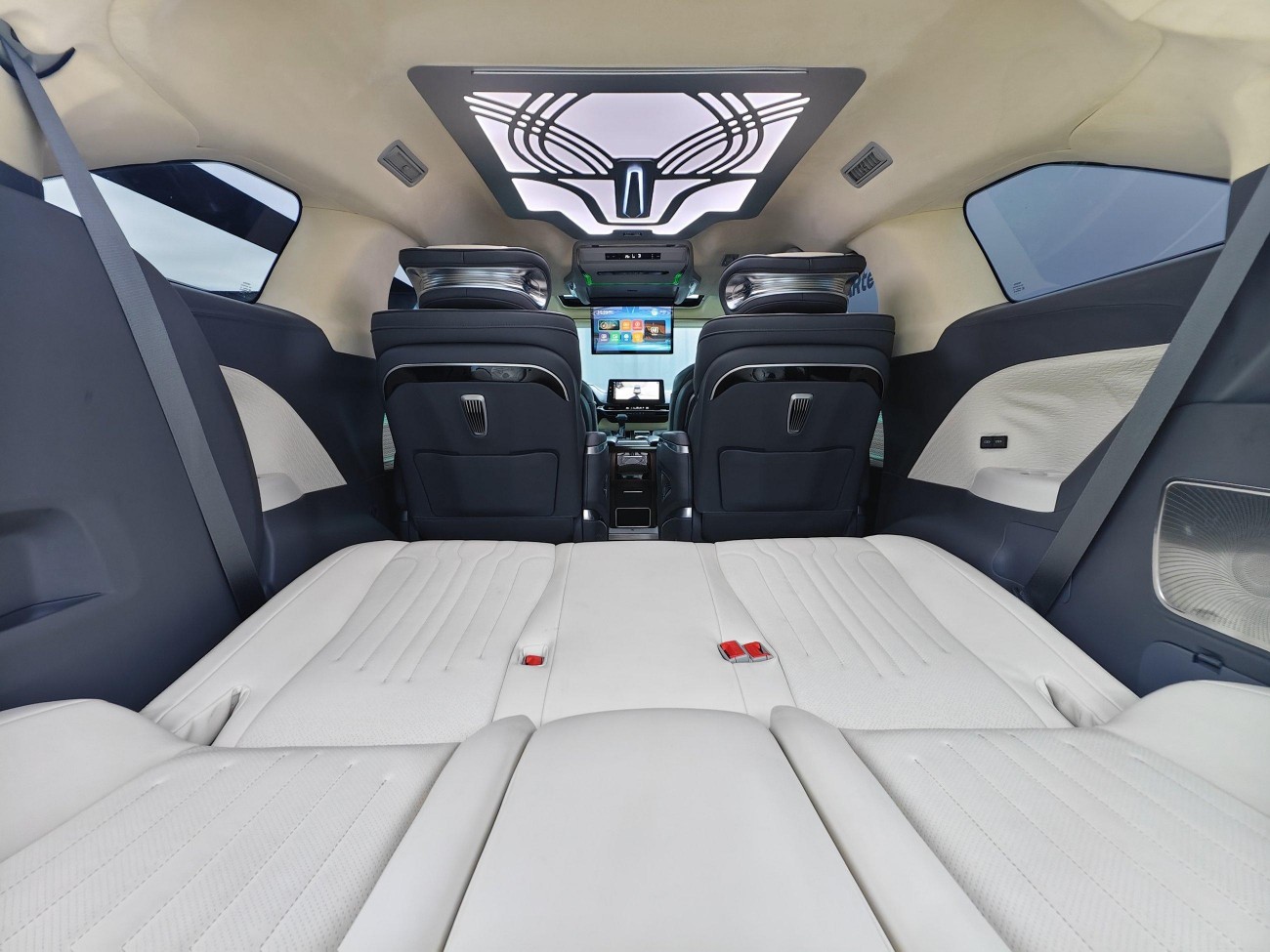 Toyota Sienna 2023