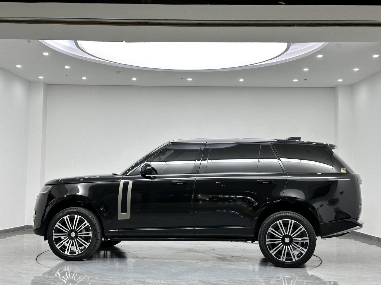 Land Rover Range Rover 2023