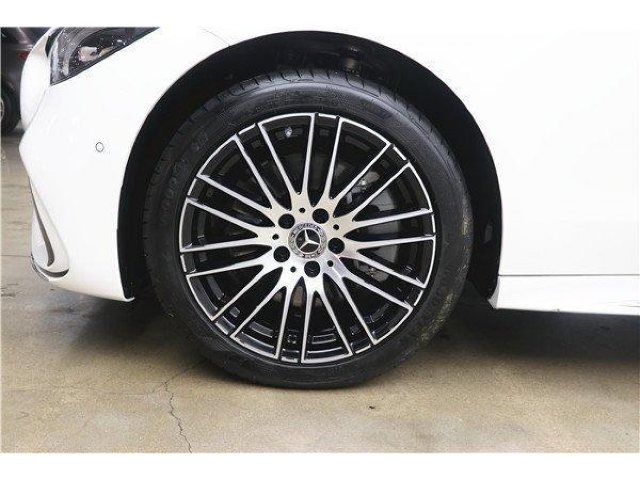 Mercedes-Benz C 260 L 2024
