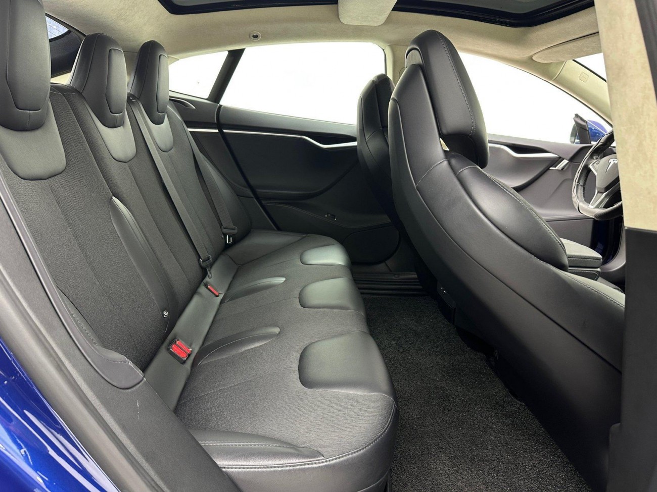 Tesla Model S 2017