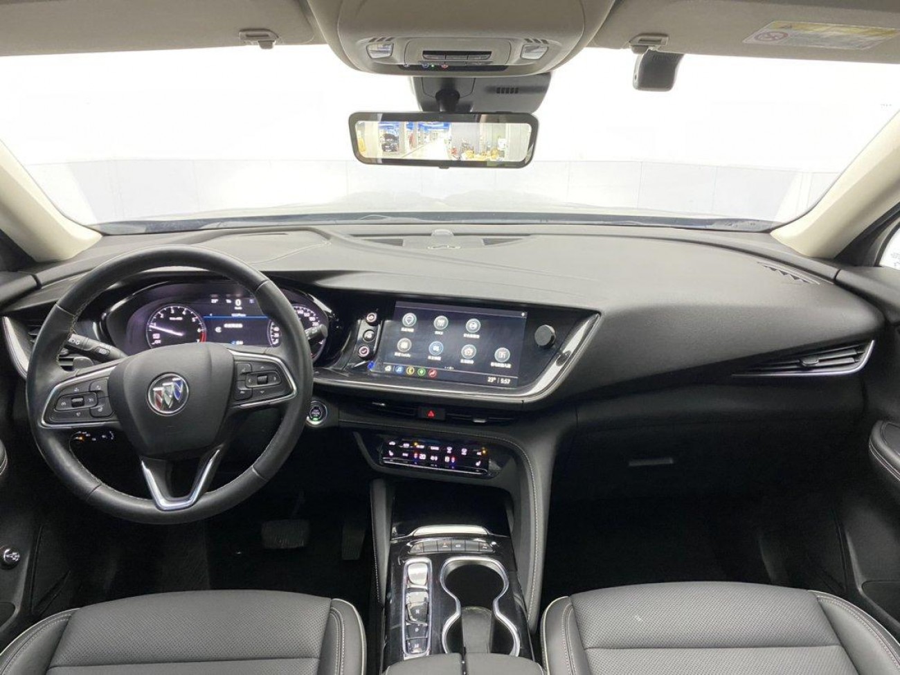 Buick Envision Plus 2023