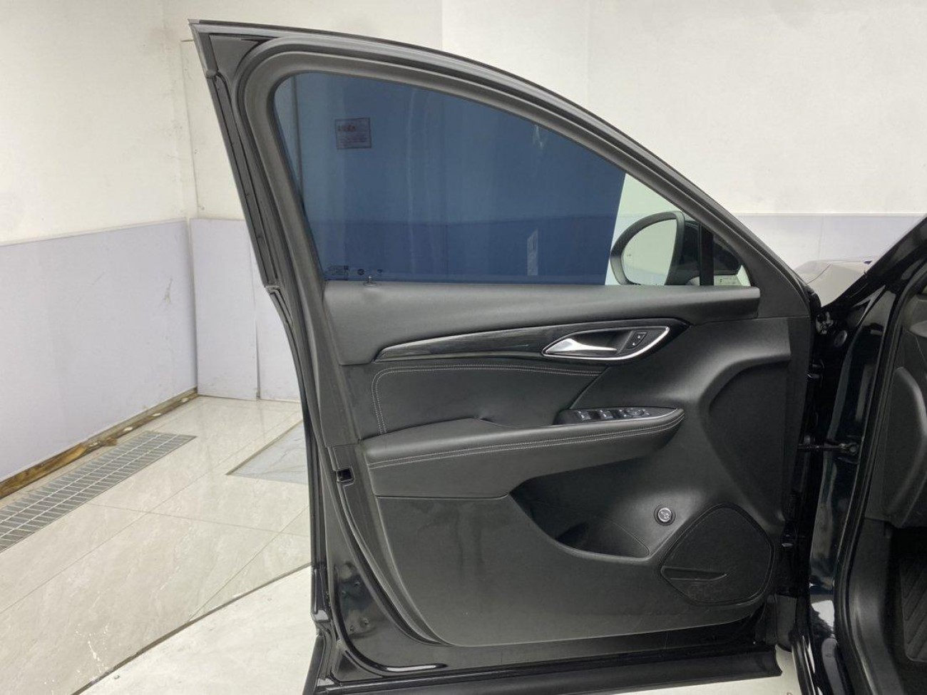 Buick Envision Plus 2023