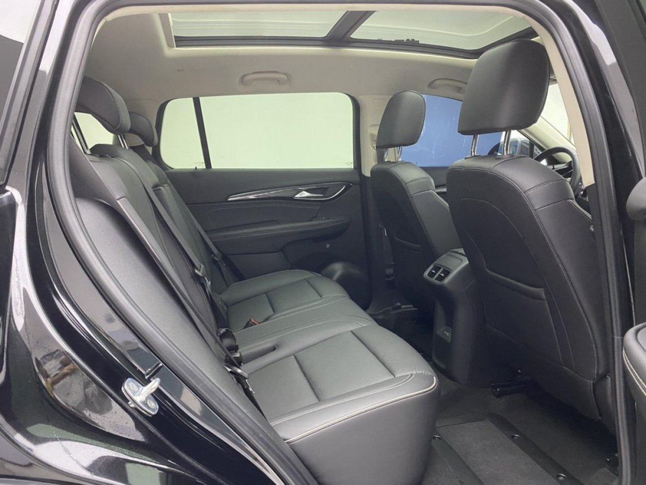 Buick Envision Plus 2023