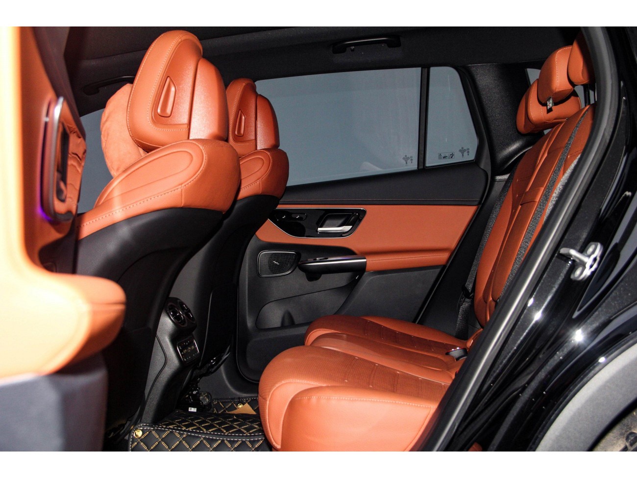 Mercedes-Benz GLC 260 L 2026
