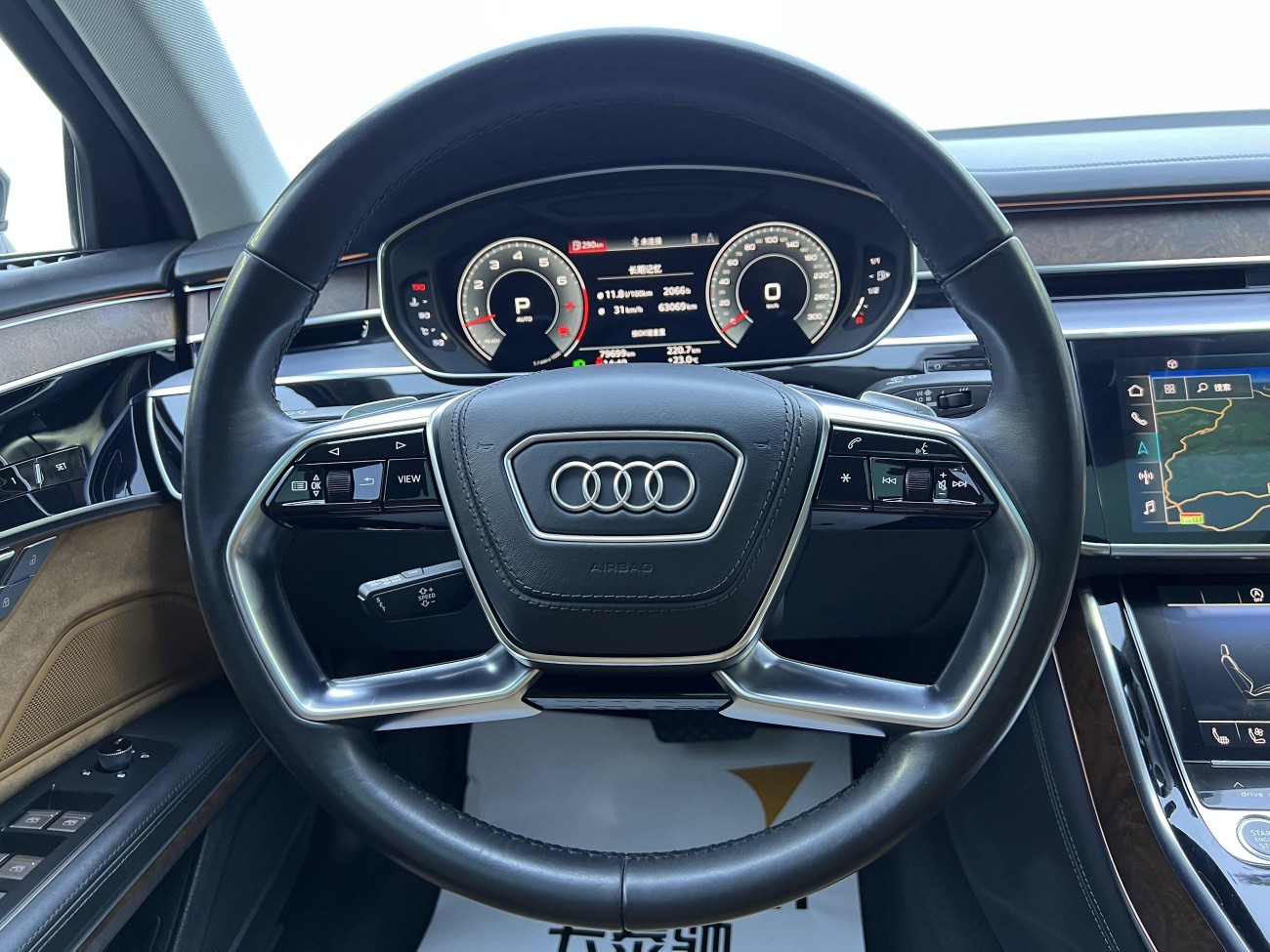 Audi A8L 55 TFSI 2021