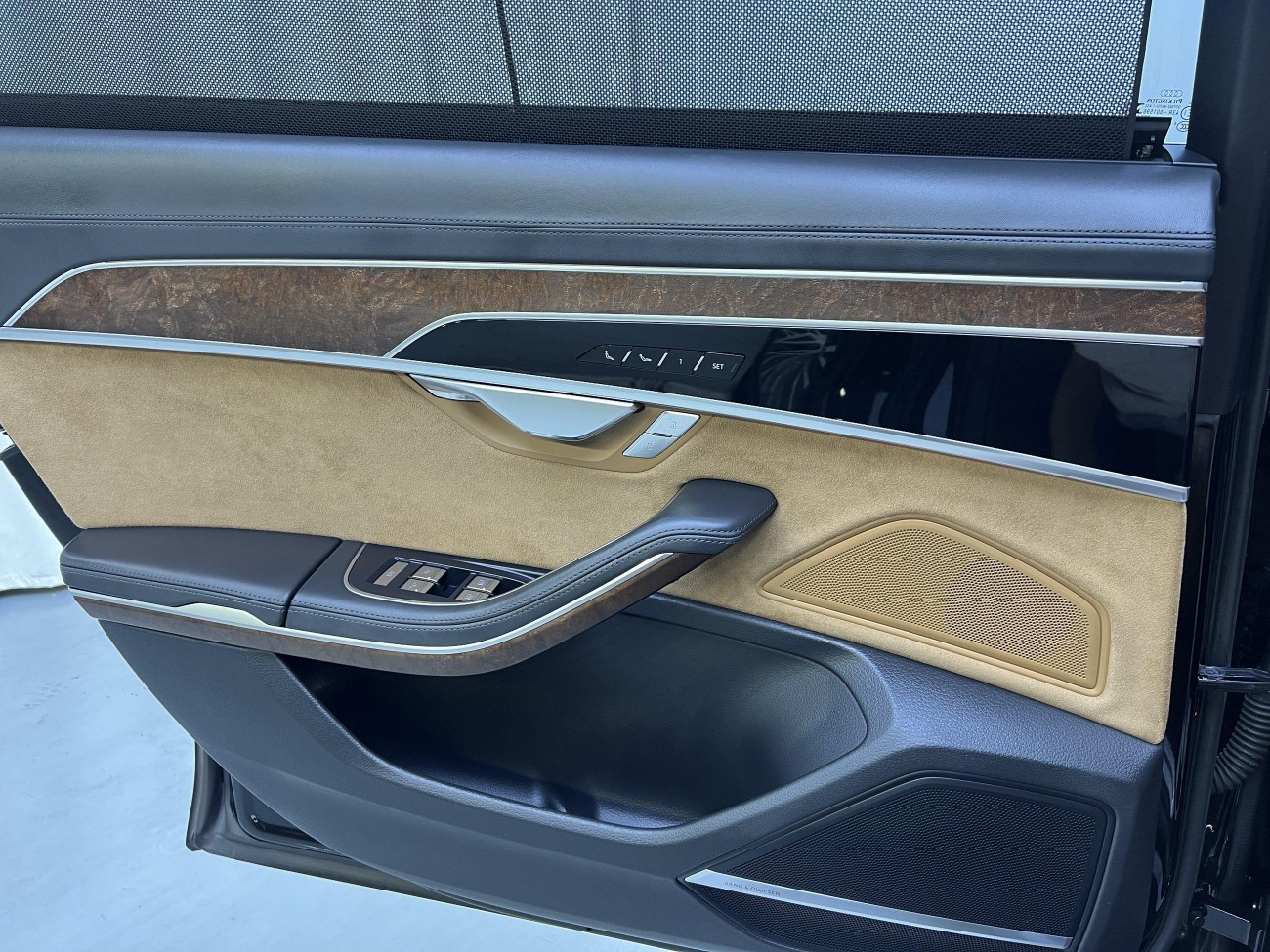 Audi A8L 55 TFSI 2021