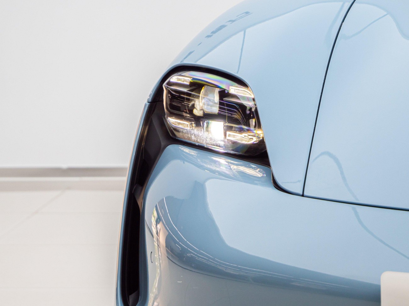 Porsche Taycan 2023