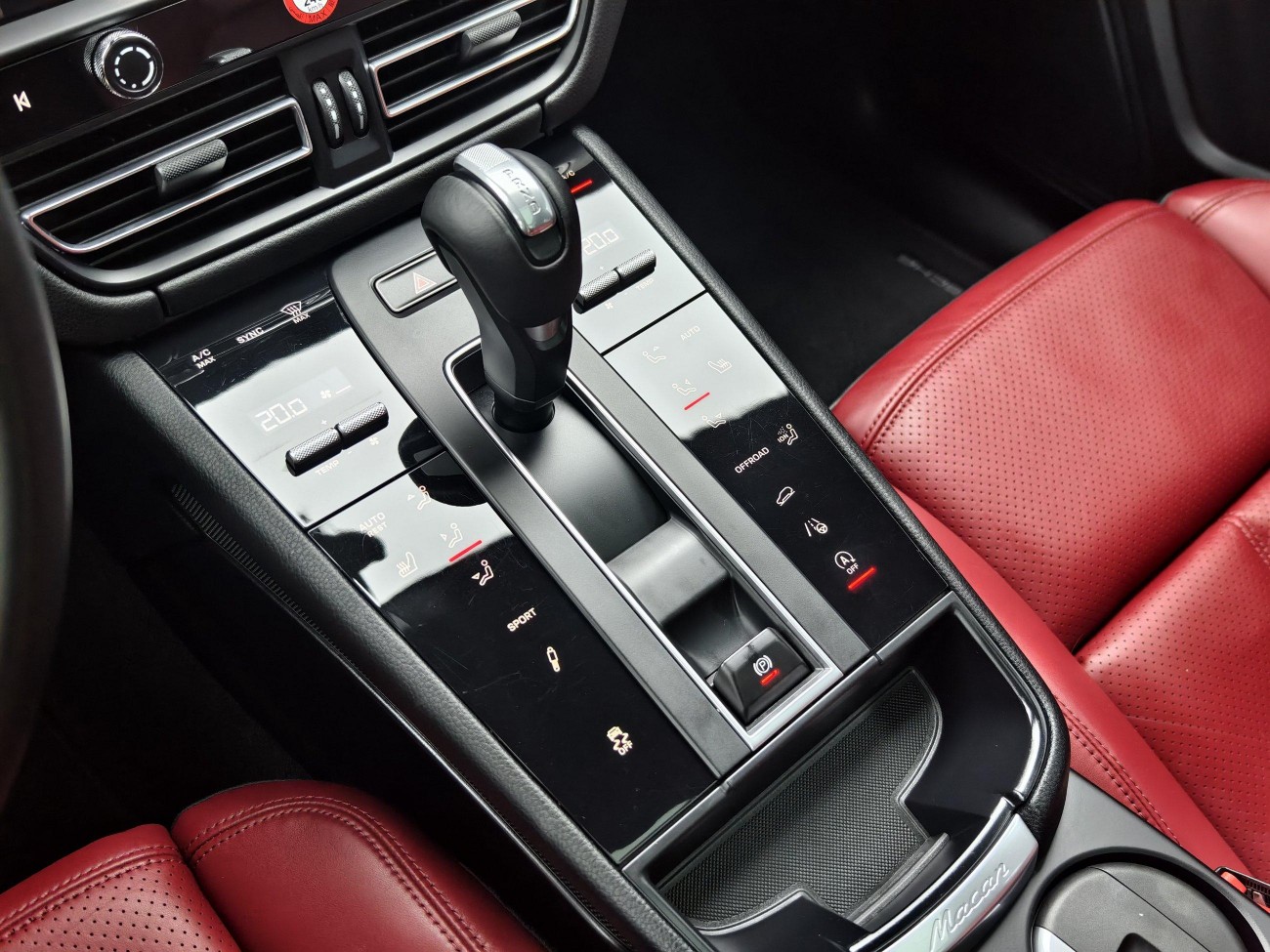 Porsche Macan 2023