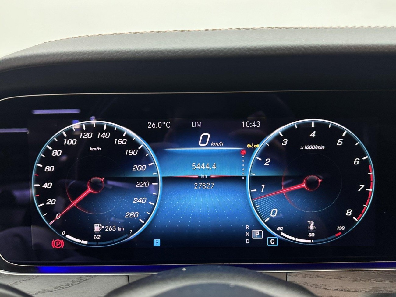 Mercedes-Benz E 300 L 2023