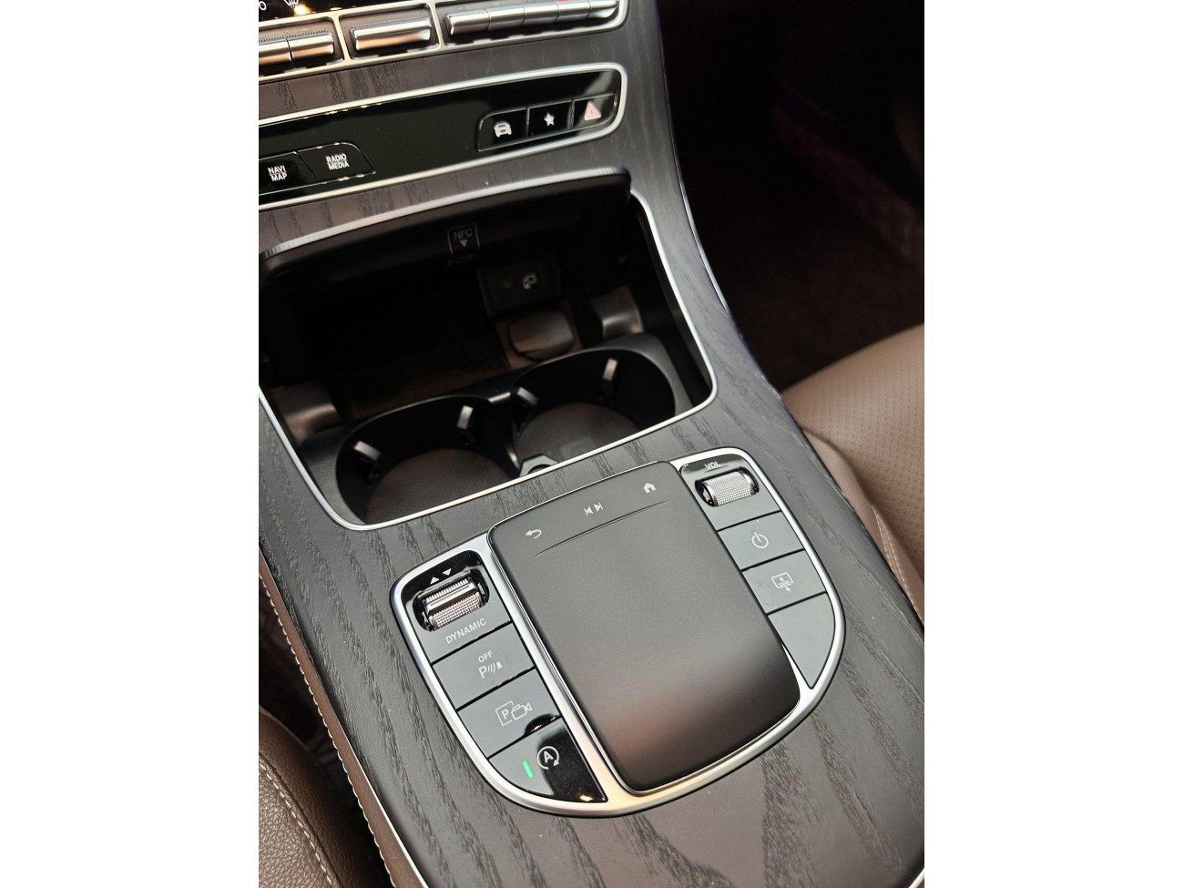 Mercedes-Benz E 300 L 2023