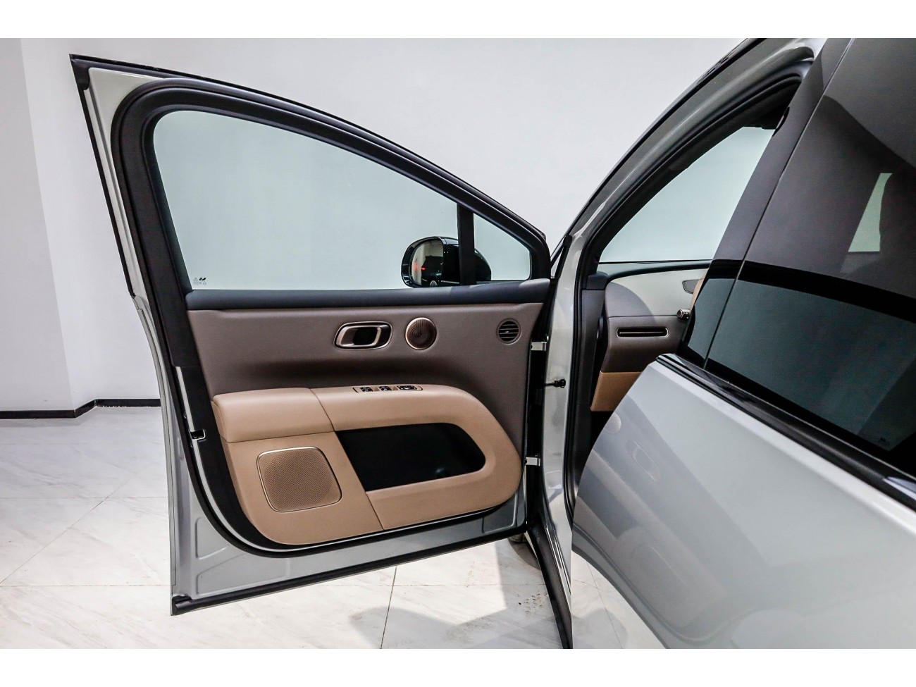 Li Auto i6 2025