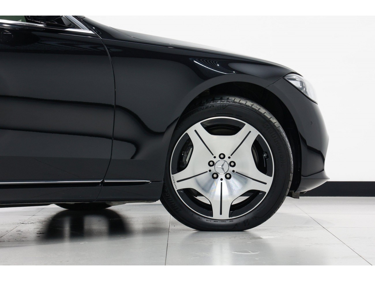 Mercedes-Benz S 480 4MATIC 2024