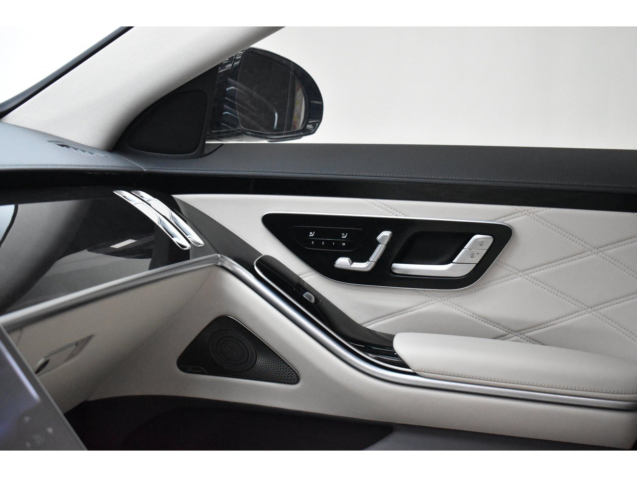 Mercedes-Benz S 480 4MATIC 2024