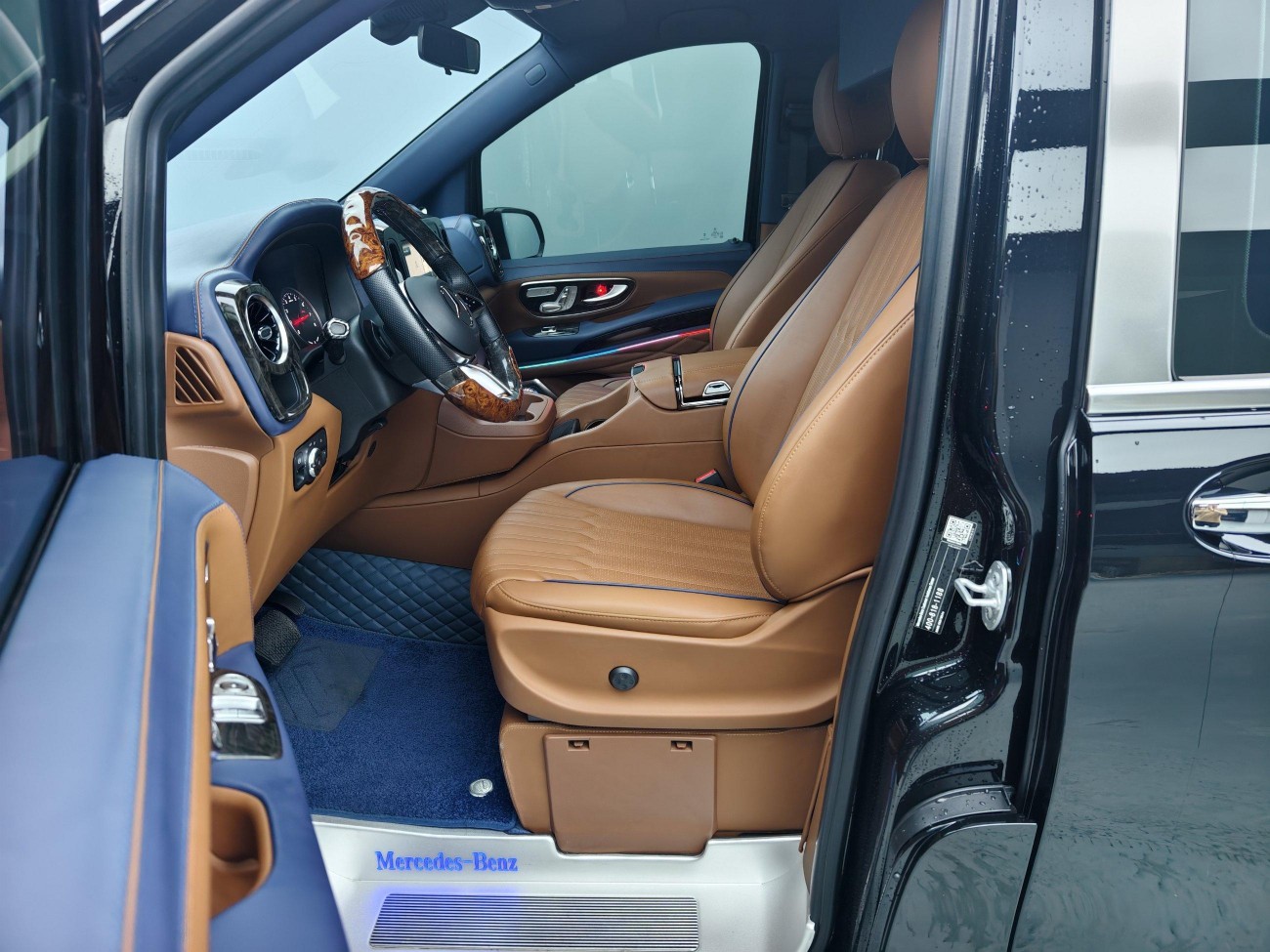 Mercedes-Benz 2024 2024