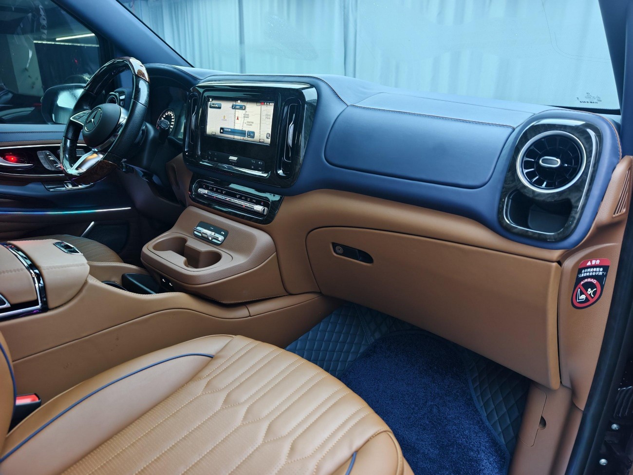 Mercedes-Benz 2024 2024