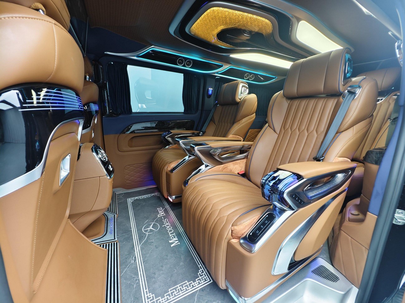 Mercedes-Benz 2024 2024